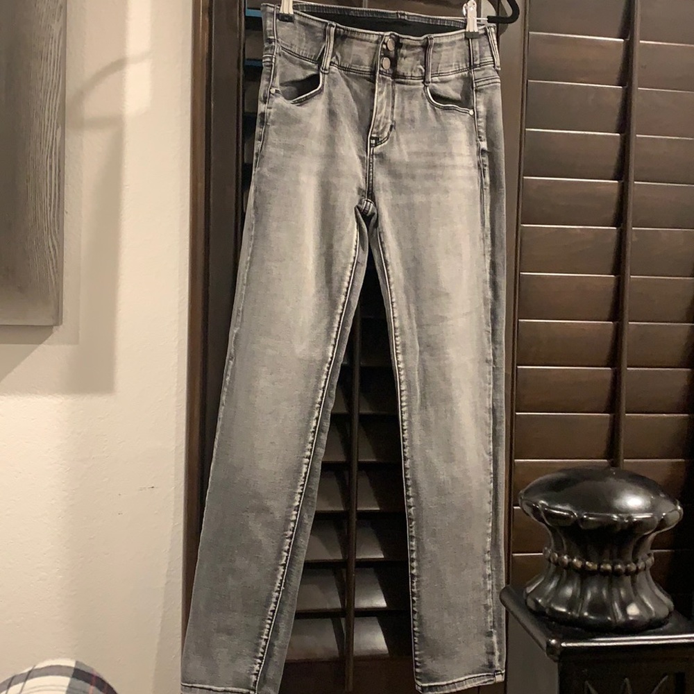 2-Button High Waisted Straight Legged Pants
